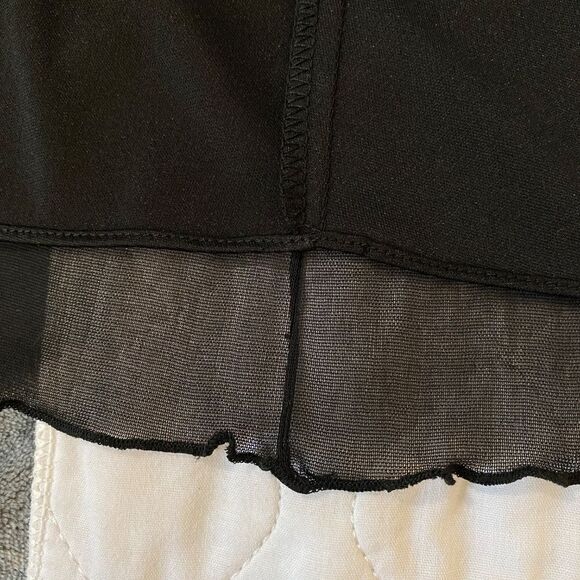 Laureate Lined Black Skirt Size Small Ruffled Hem Elastic Waist NWOT - Picture 6 of 6